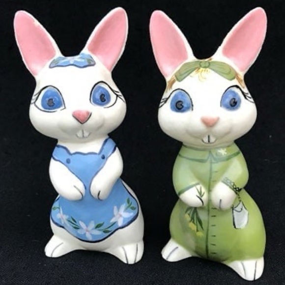 Vintage 1976 Hand-Painted Bunny Salt & Pepper Shakers Whimsical Easter Rabbits - Picture 1 of 15